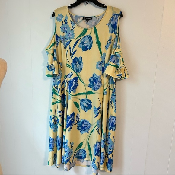 Women’s size 1X N Touch Floral Yellow and Blue Women's Dress. Cold shoulder. - Picture 1 of 9